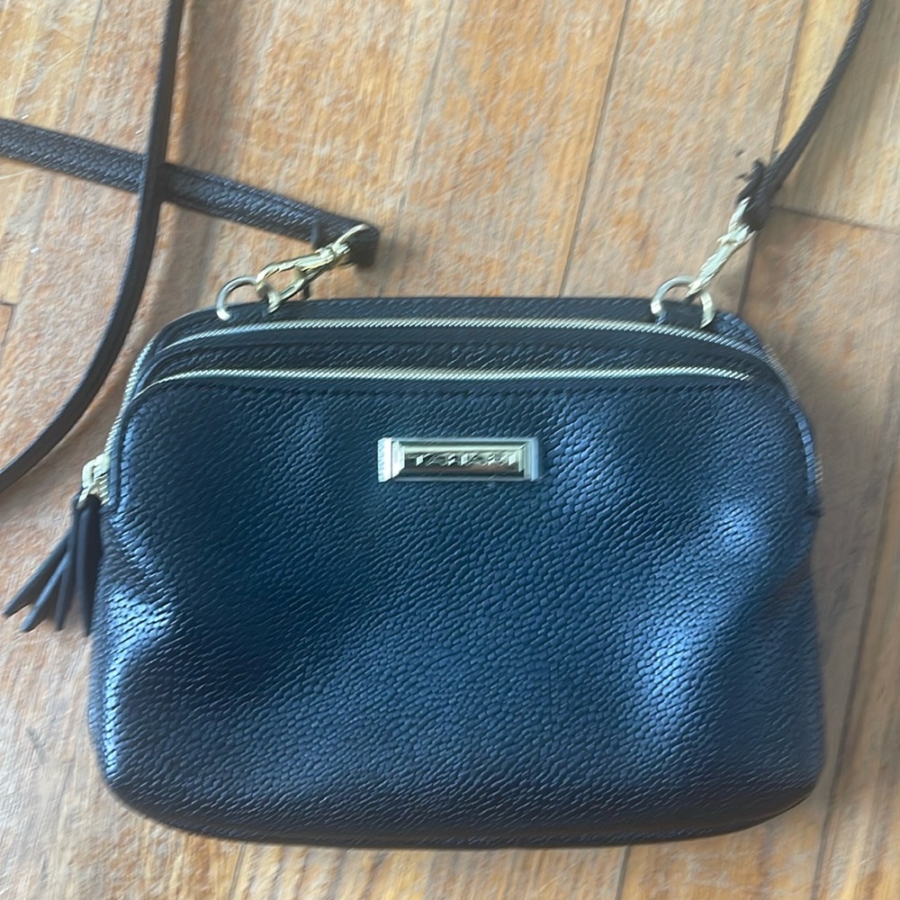 NWOT - Black Women's Crossbody Bag with Gold Trim - Coach